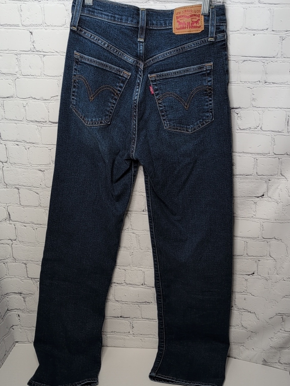 Levis Ribcage Straight Leg Button Fly Jeans Dark Wash - Picture 4 of 8